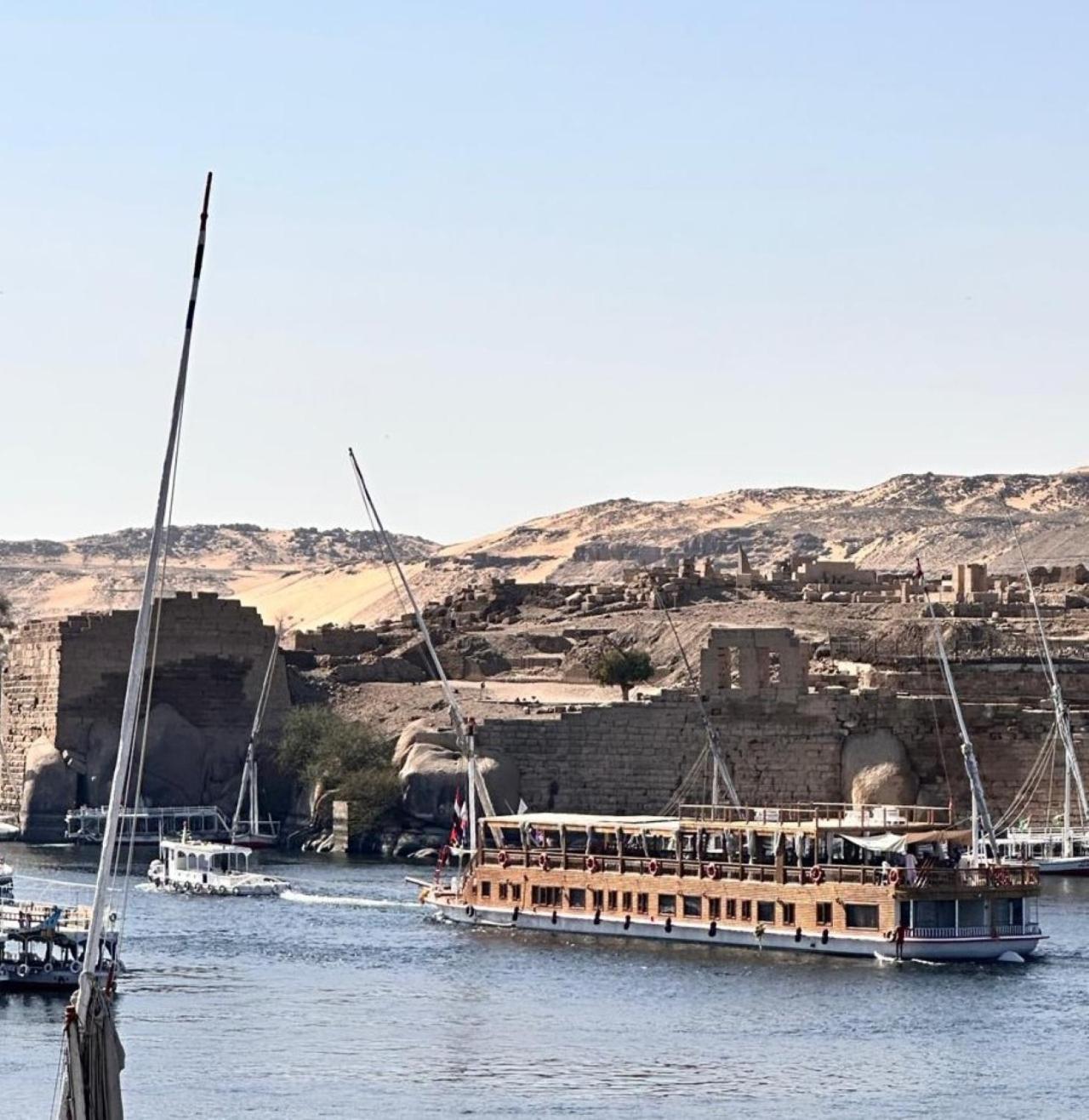 Artika Hotel Aswan Exteriör bild